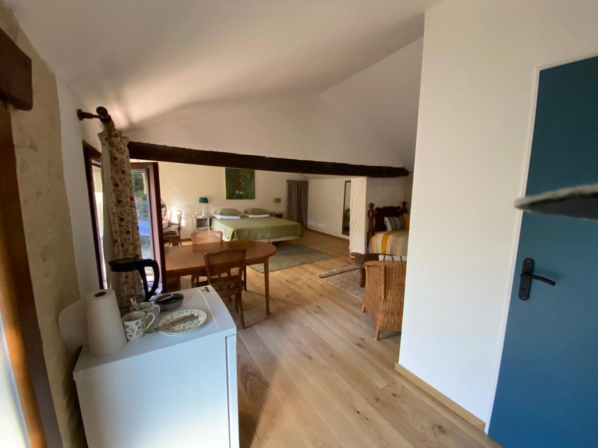 Otarkia Hotel Villedieu  Buitenkant foto